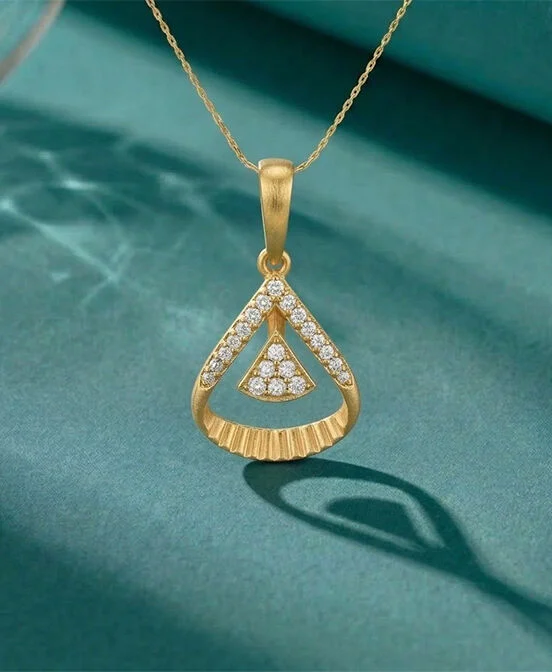Gold-Plated Crystal Pendant Necklace